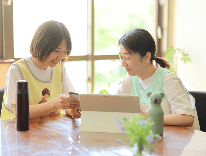 未経験からプロへ。
伴走型の研修フォロー